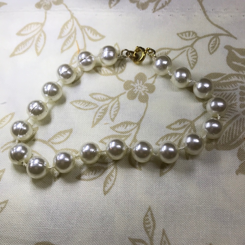 Pretty Pearl Bracelet